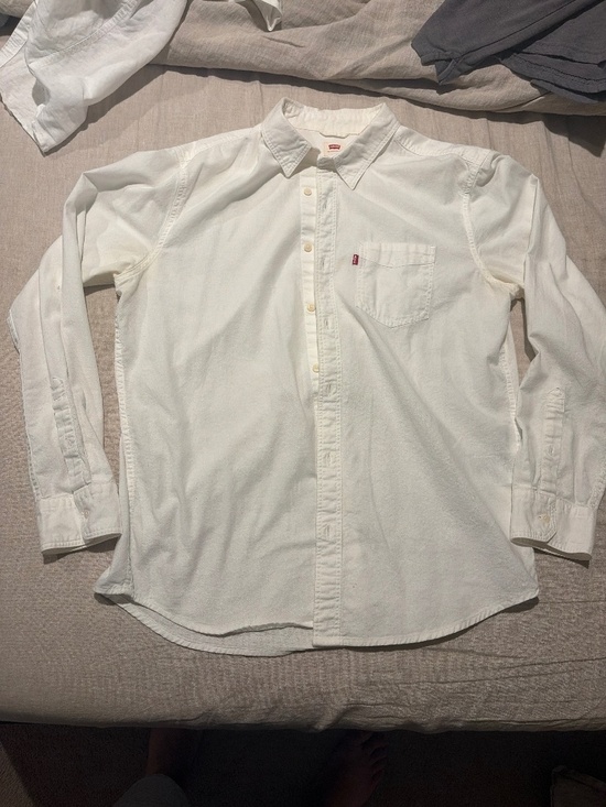 Levi's Other - Levi’s white cotton button down